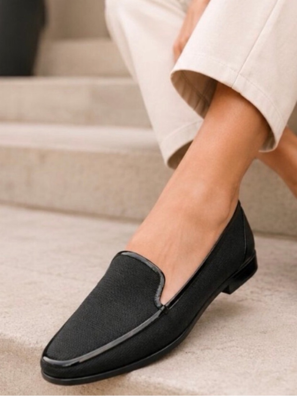 Donald J. Pliner Women's Black Textured Loafers